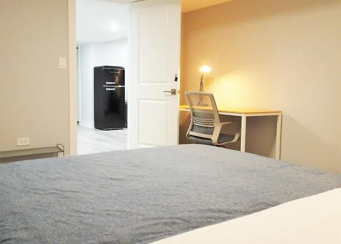 Gasthof Luxurious & Comfy House Near Chicago, Public Transit & Airports *