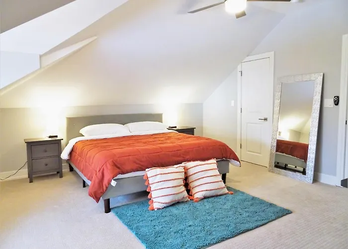 Luxurious & Comfy House Near Chicago, Public Transit & Airports Forest Park