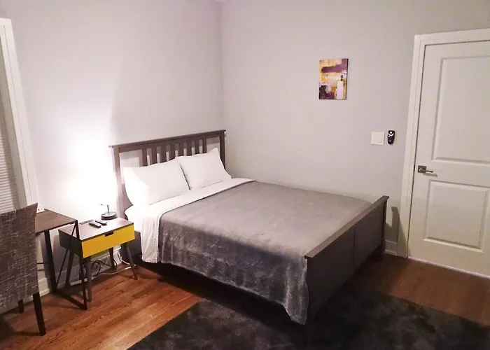 Gasthof Luxurious & Comfy House Near Chicago, Public Transit & Airports Forest Park