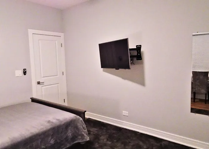 Luxurious & Comfy House Near Chicago, Public Transit & Airports Forest Park