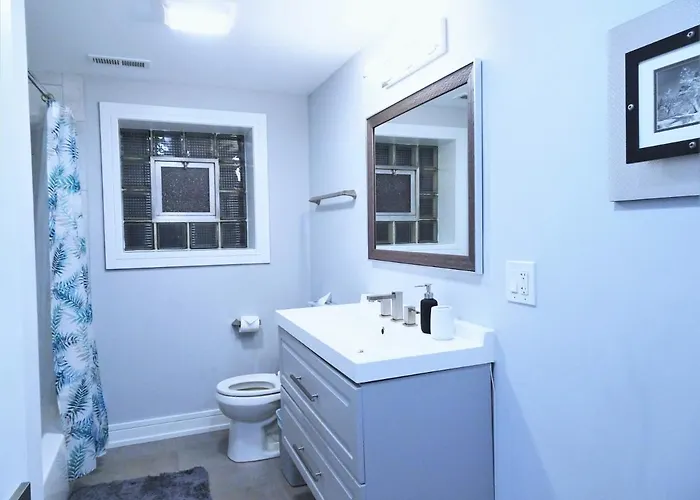 Luxurious & Comfy House Near Chicago, Public Transit & Airports * Forest Park