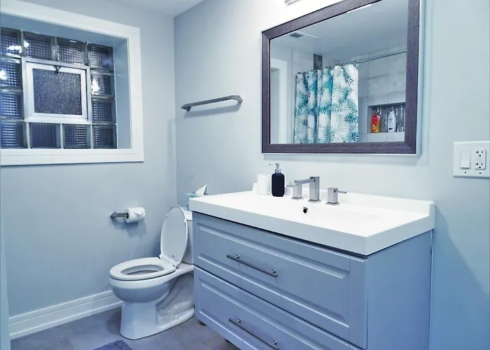 Gasthof Luxurious & Comfy House Near Chicago, Public Transit & Airports Forest Park